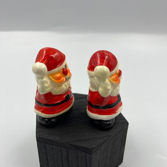 Vintage Mini Salt Shakers Winking Santa Claus Ceramic WDW Figurines Christmas - Picture 5 of 9